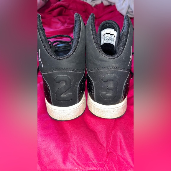 Jordans - Picture 7 of 7